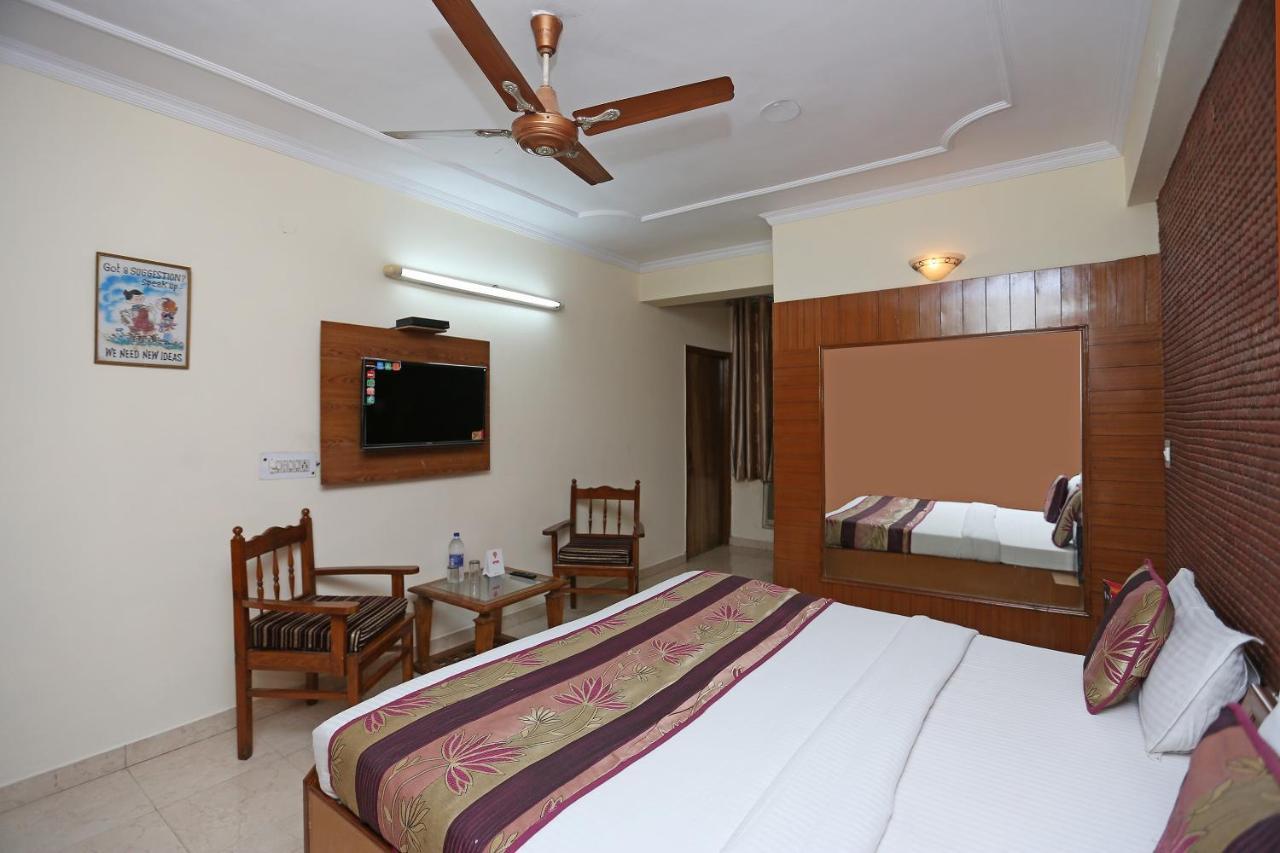 Oyo Flagship 9554 Hotel Grand Plaza Faridabad Luaran gambar
