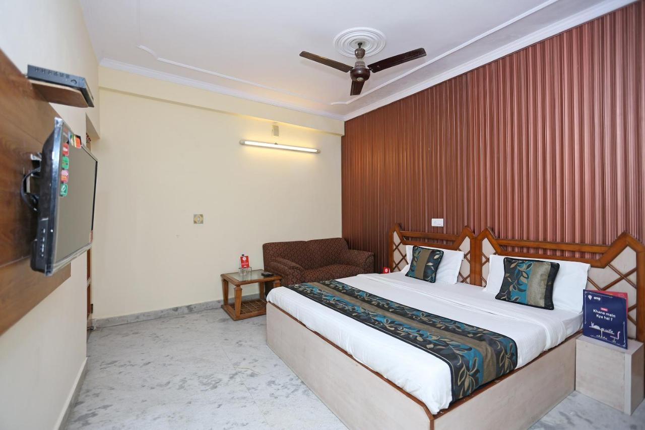 Oyo Flagship 9554 Hotel Grand Plaza Faridabad Luaran gambar