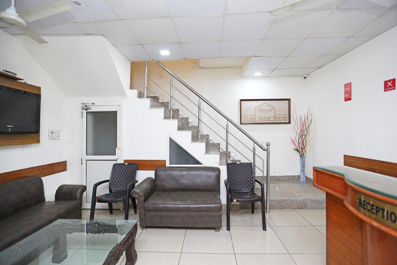 Oyo Flagship 9554 Hotel Grand Plaza Faridabad Luaran gambar
